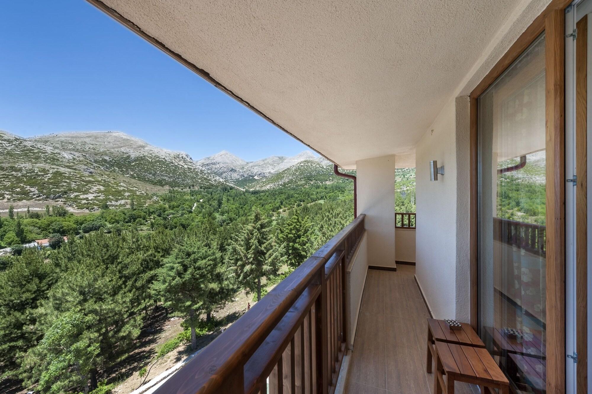 Sagalassos Lodge & Spa Hotel Aglasun Bagian luar foto
